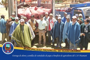 ENTREGA DE ABONO Y SEMILLAS DE VARIEDADES DE PAPA A BENEFICIO DE AGRICULTORES DEL C.P HUAMANÍ
